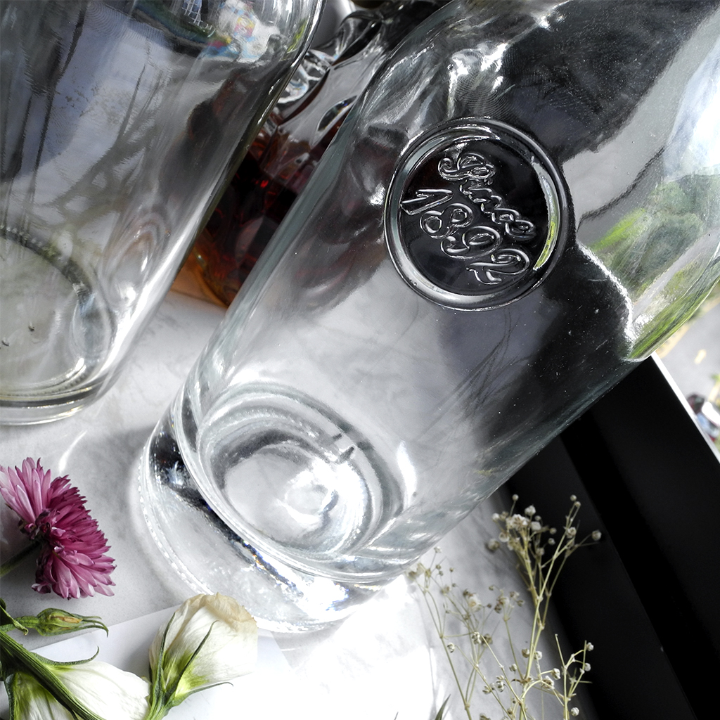 Supply decorative liquor bottles for sale beautiful whiskey bottles