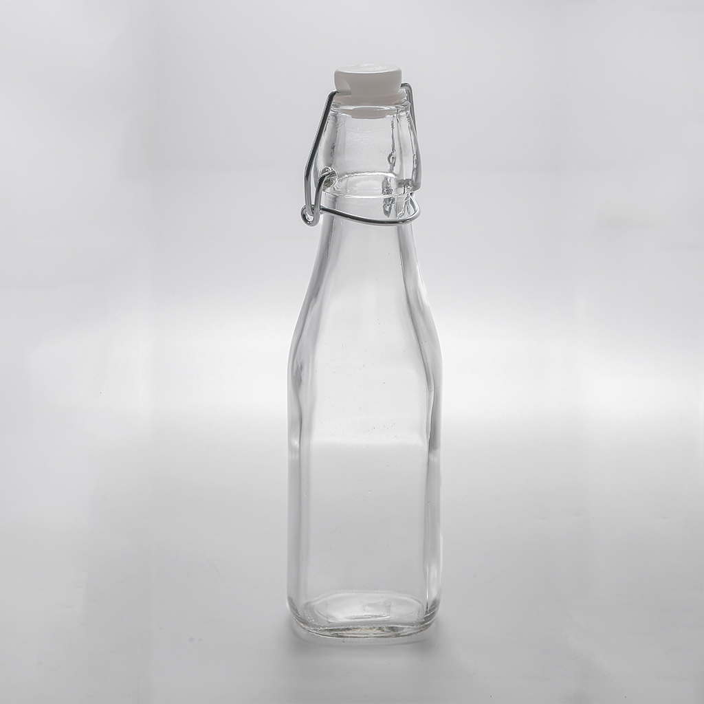 clear Beverage wine glass bottle with swing top cap