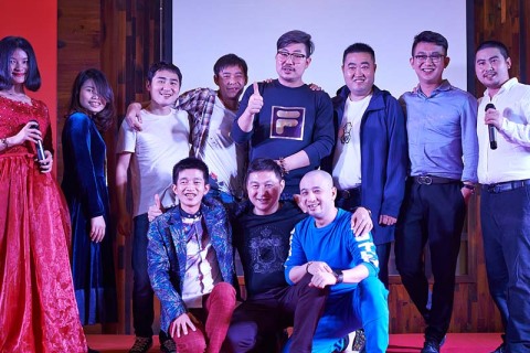 جائزة لفريق خدمة ما بعد البيع