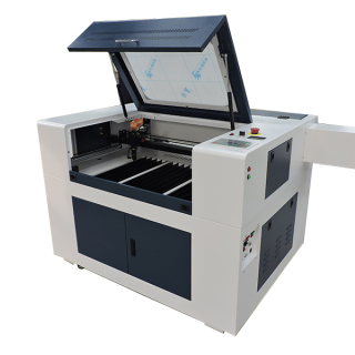 CO2 Laser Engraver