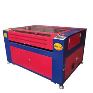 Taglierina laser CO2