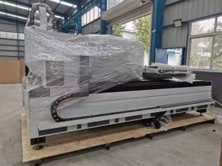 Один комплект станка для лазерной резки РАЙКУС 1000W готов к доставке.