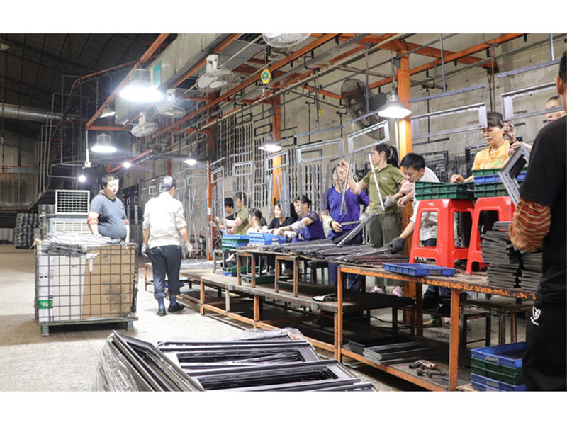 Powder Spraying Process