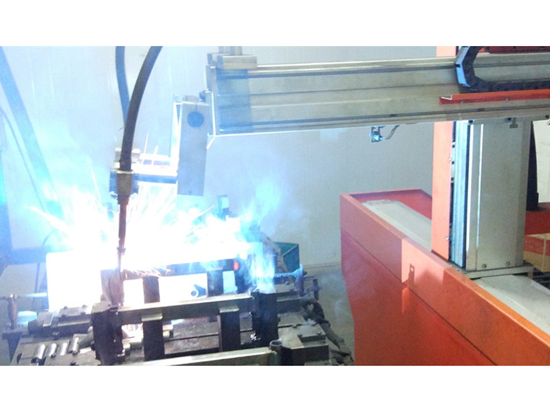 Robot Automatic Welding Process