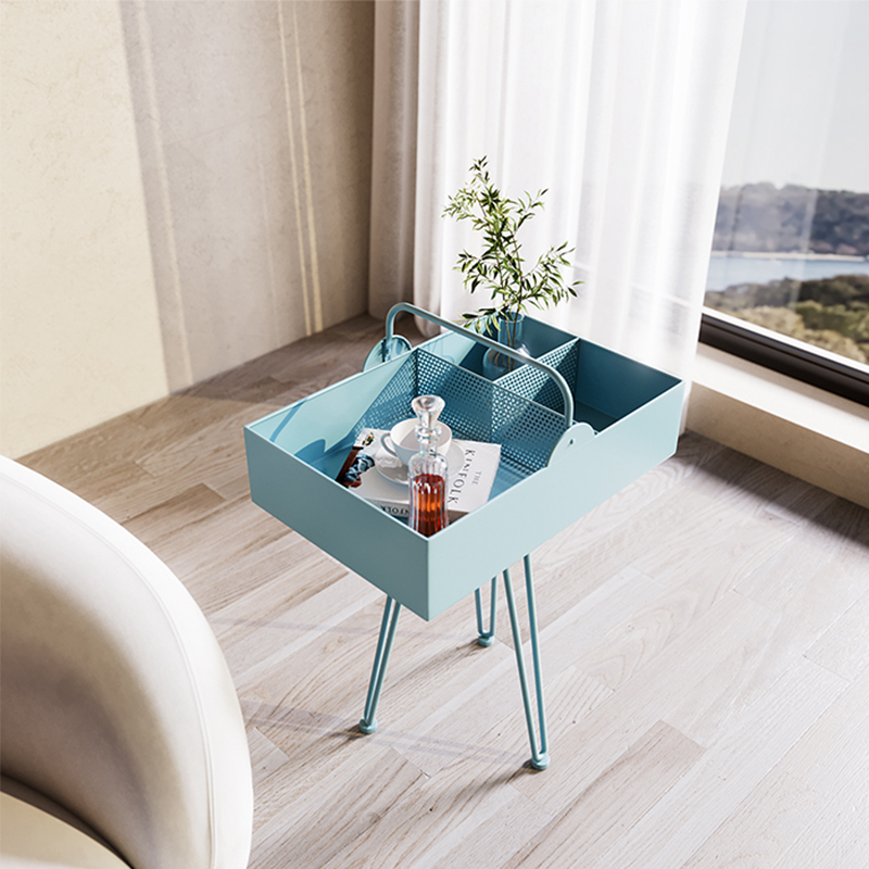 Meja sisi mudah alih berwarna-warni dengan pendirian segi tiga