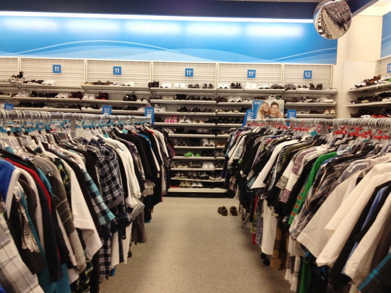 Витринное приспособление Синтоп: лидер в отрасли витринного оборудования для магазинов