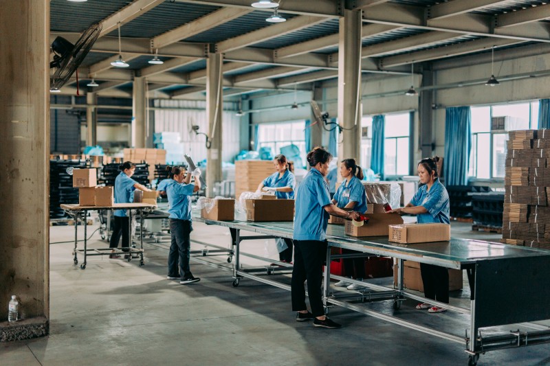 Синтоп Отображать приспособление: постоянный рост и достижение успеха