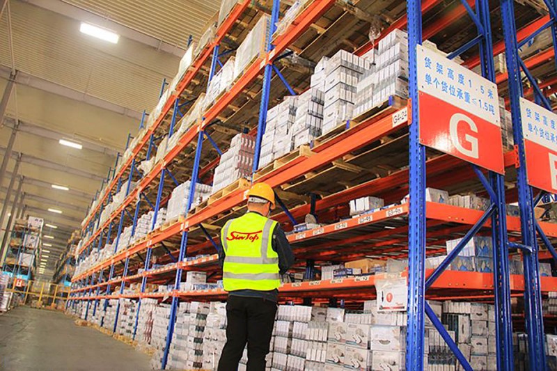 Синтоп Отображать приспособление: приверженность устойчивому производству