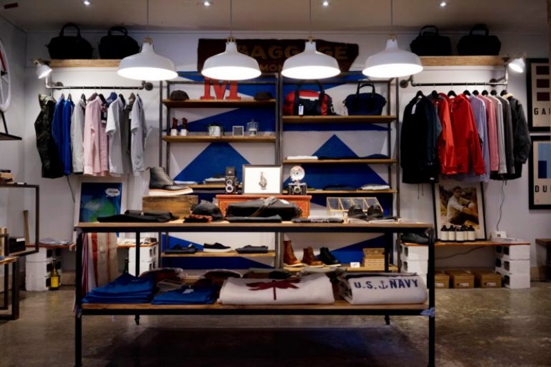 Синтоп изучает эстетику и практичность стеллажей в современном минималистском стиле