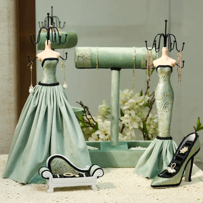 วิธีเพิ่มยอดขายสูงสุดด้วยชั้นวางของขวัญที่ออกแบบเอง