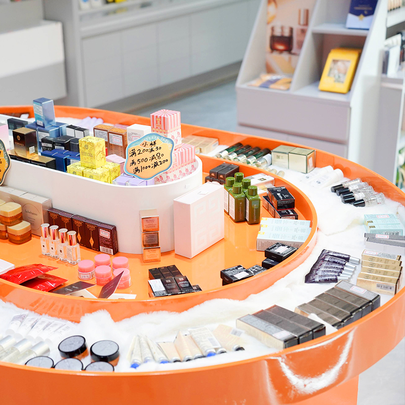 Cosmetics store display