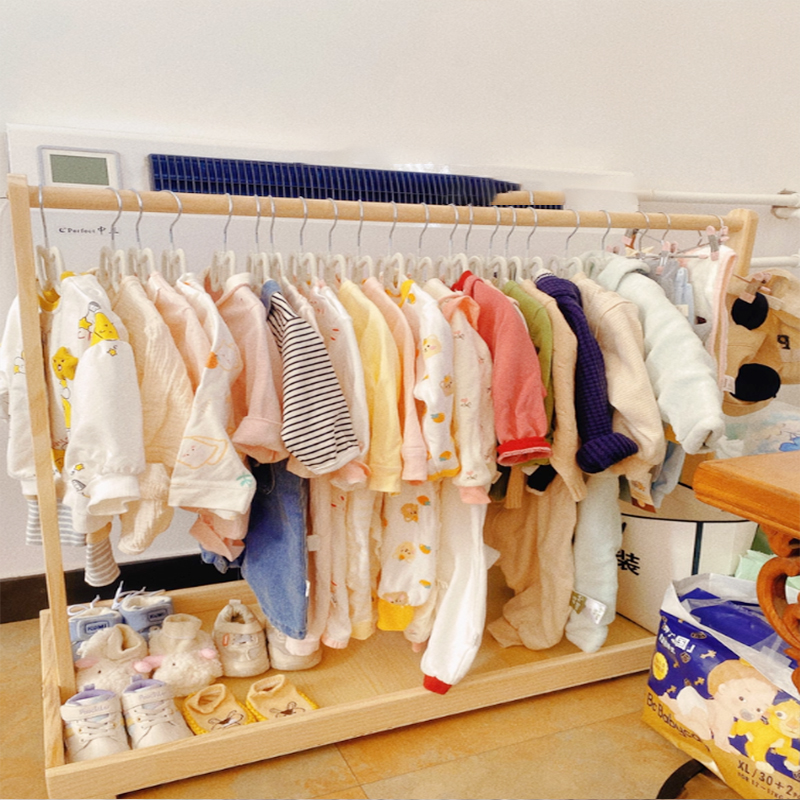 Kids retail display fixture