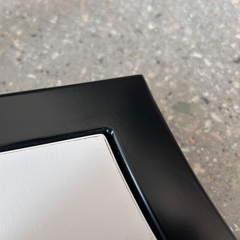 Curved Base Clothing Display Rack Manufacturers, Curved Base Clothing Display Rack Factory, Supply Curved Base Clothing Display Rack Retail Solution