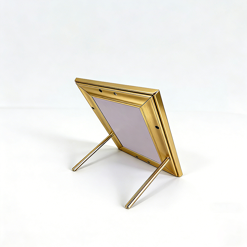 Aluminum Photo Frame Display with Tabletop Easel Manufacturers, Aluminum Photo Frame Display with Tabletop Easel Factory, Supply Aluminum Photo Frame Display with Tabletop Easel Retail Solution