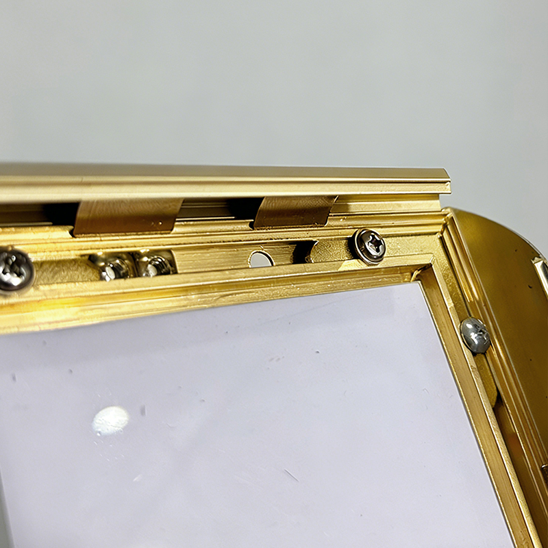 Aluminum Photo Frame Display with Tabletop Easel Manufacturers, Aluminum Photo Frame Display with Tabletop Easel Factory, Supply Aluminum Photo Frame Display with Tabletop Easel Retail Solution