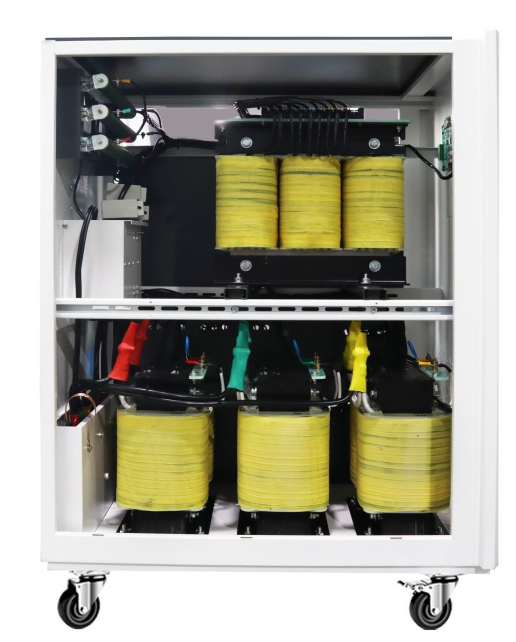 Three phase voltage stabilizer