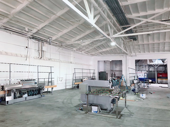 الآلات في مصنع عميل الولايات المتحدة