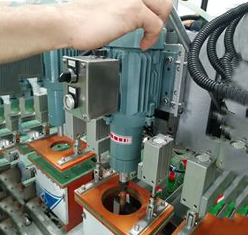 Китай GJ3 Сверлильный станок для стекла с тремя головками для душевой двери, производитель