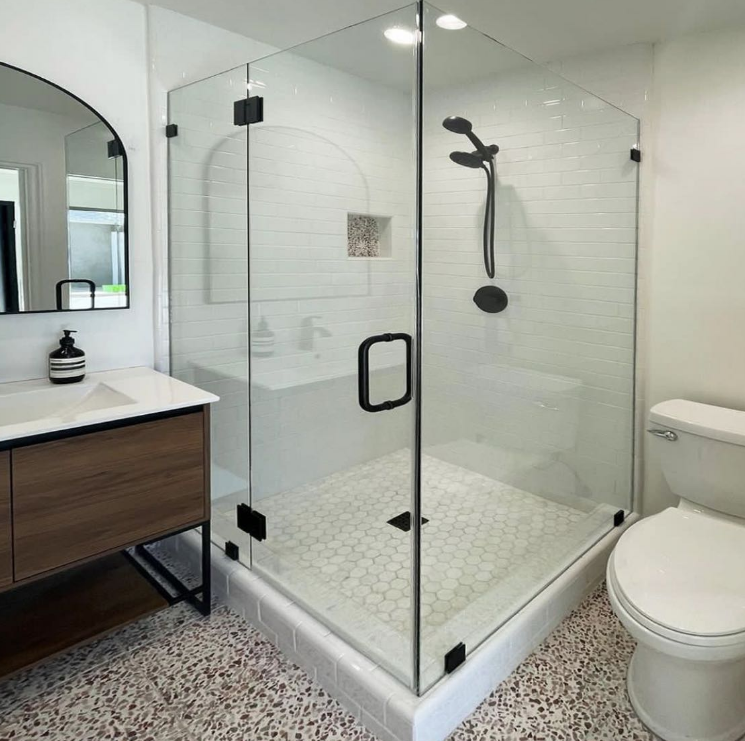 What glass machine does the shower door need?