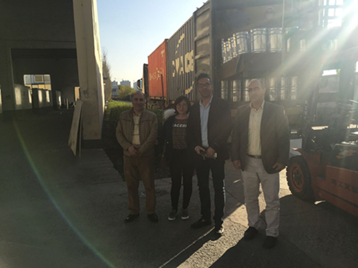 Klien Mudah Tengah Mengunjungi Kami