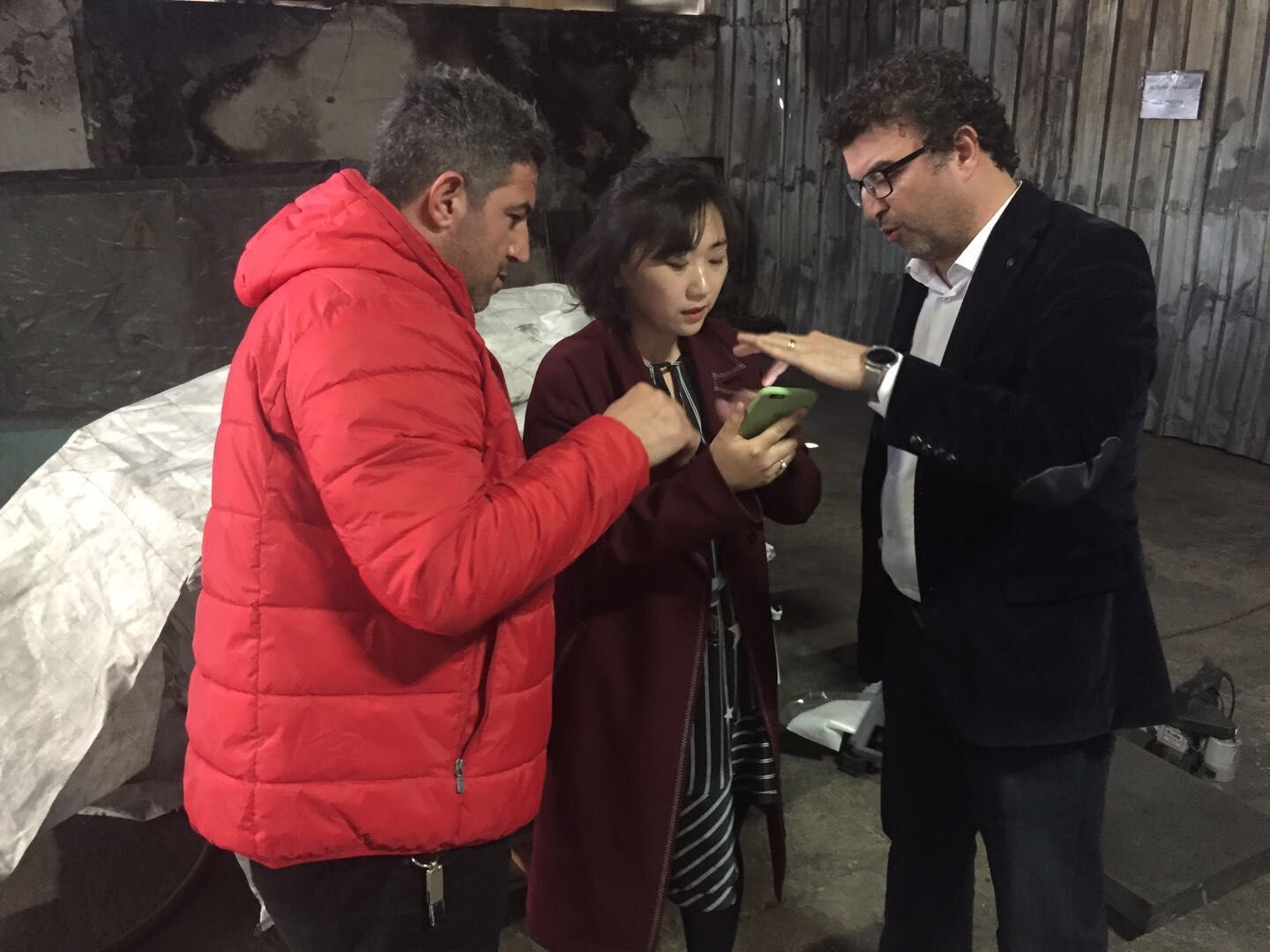 Klien Mengunjungi dan layanan purna jual