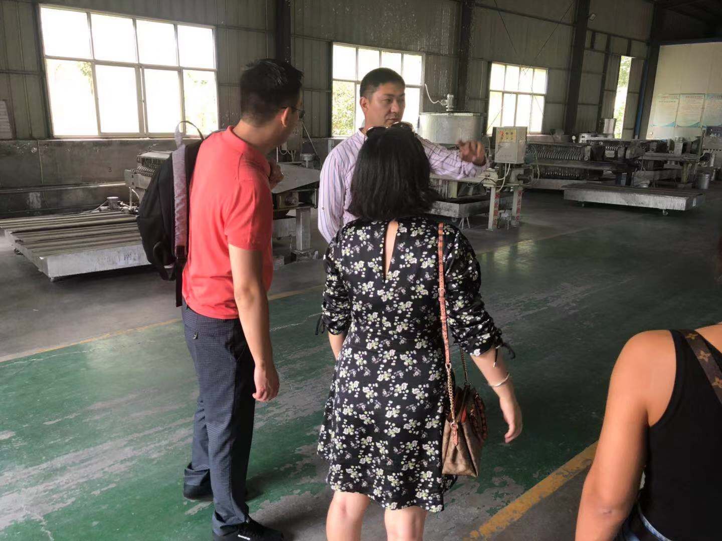 weclome overseas clients visited us