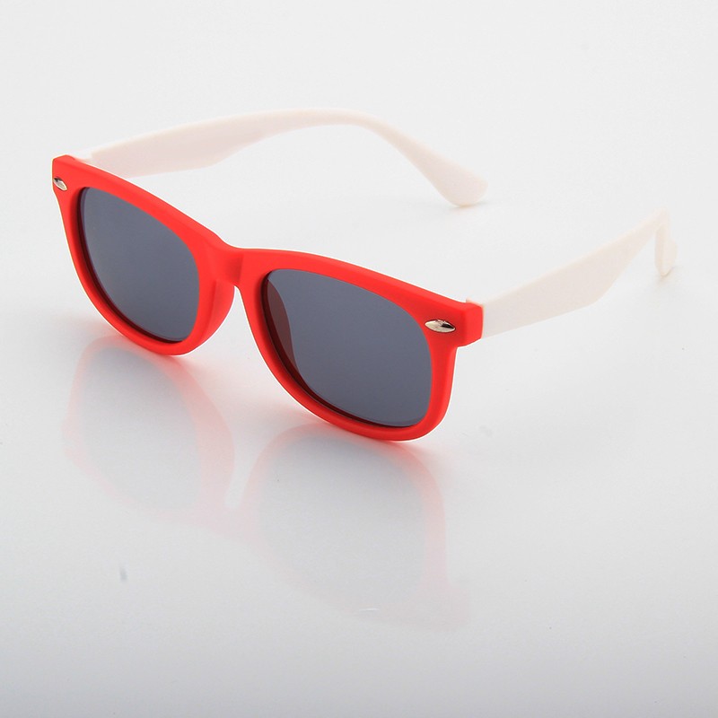 Silicon Wayfaeer Polarized Sunglasses