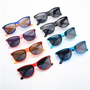 Fashion Designed Sunglasses For Kids