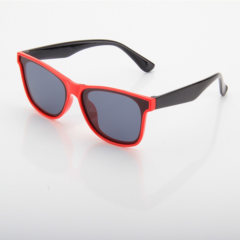 Fashion Designed Sunglasses For Kids