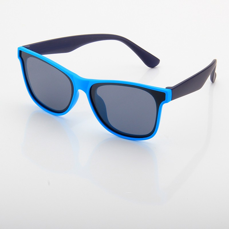 Fashion Designed Sunglasses For Kids