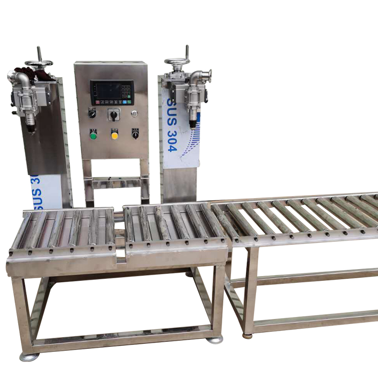 Small Liquid Filling Machine Bottle