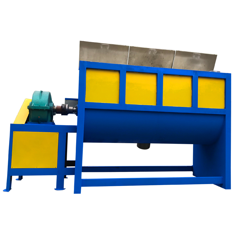 दो मिक्सर के विभिन्न गुण पेश किए गए हैं