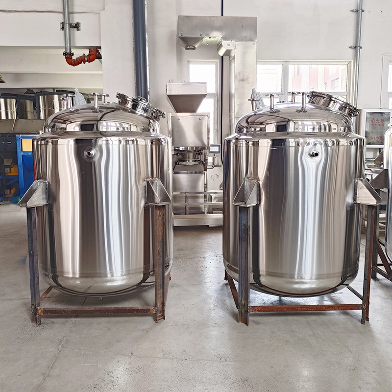 Electric heating chemical transfer tank