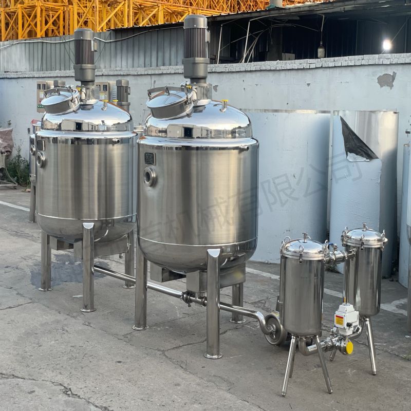 Stainless steel low-speed scraping wall mixing tank