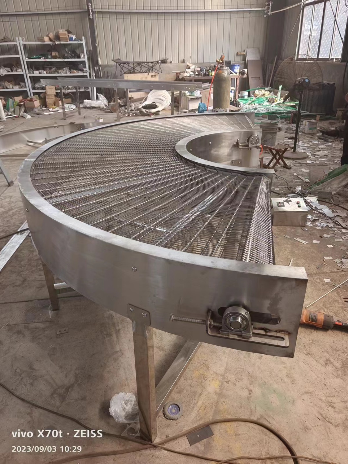 Food grade skirt belt conveyor