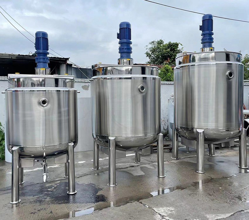 Stainless steel double-layer jacket mixing tank