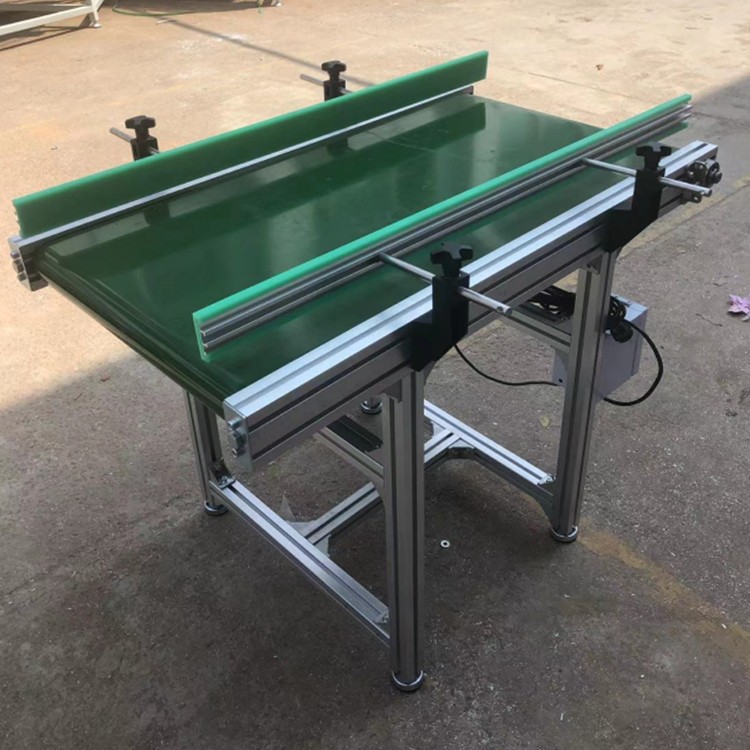 Small climbing belt conveyor