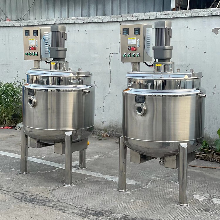 Double mixing heating tank