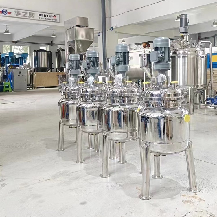 Electric heating vacuum reactor
