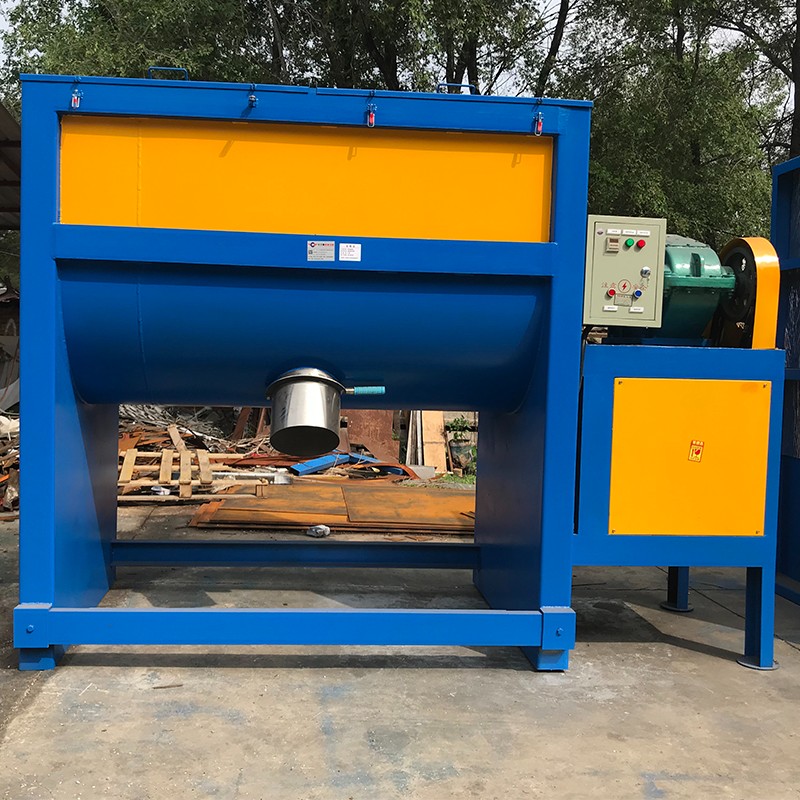 Double screw belt mixer