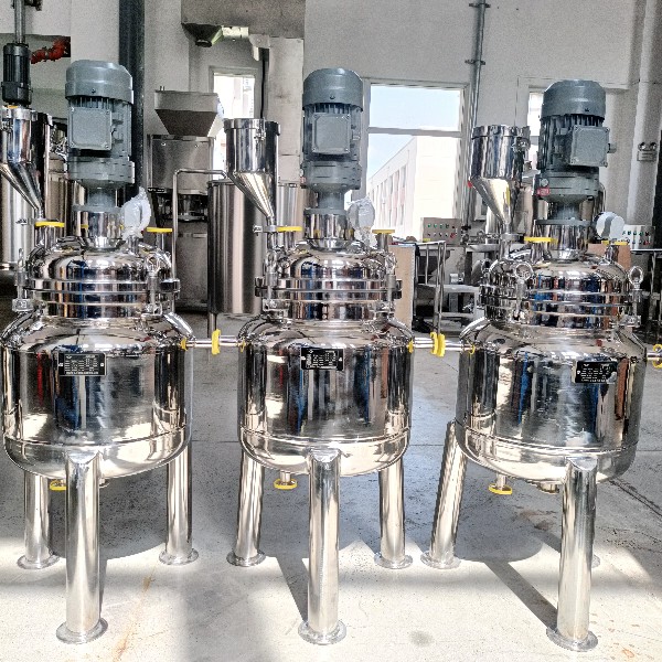 Stainless steel dissolution tank