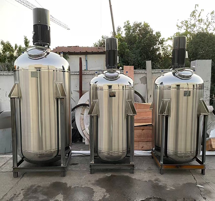 Stainless steel reactor