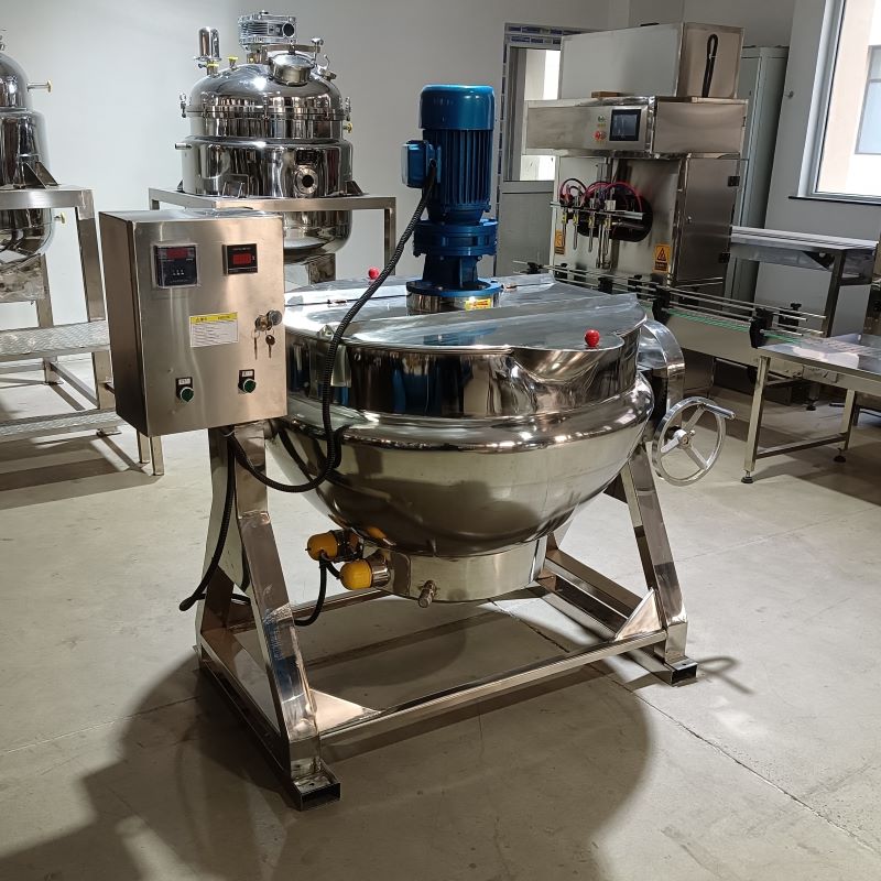 Filling jam boiling pot Filling jam boiling pot