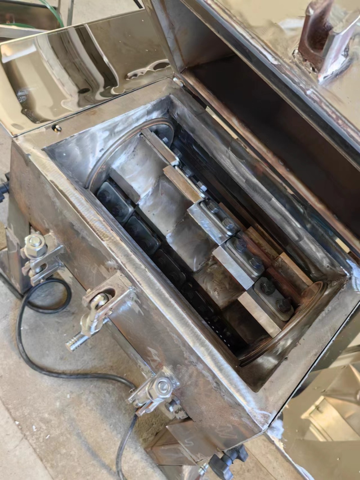 Multi functional crusher