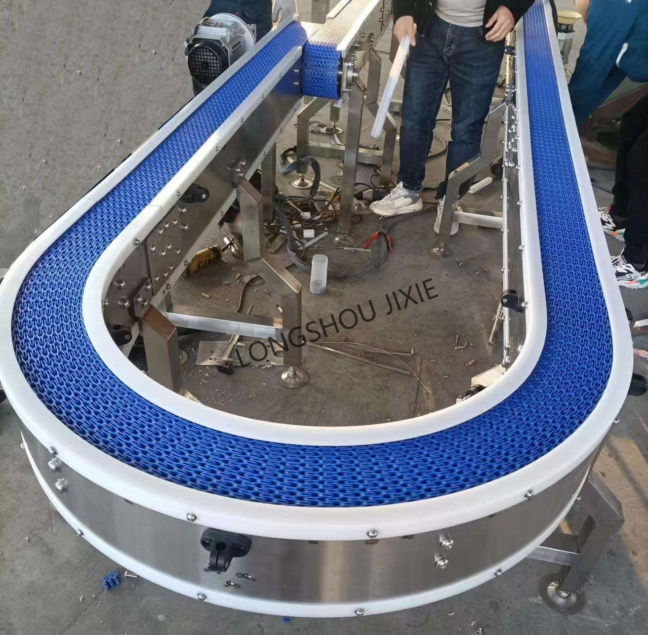 Horizontal turning mesh chain conveyor belt Horizontal turning mesh chain conveyor belt