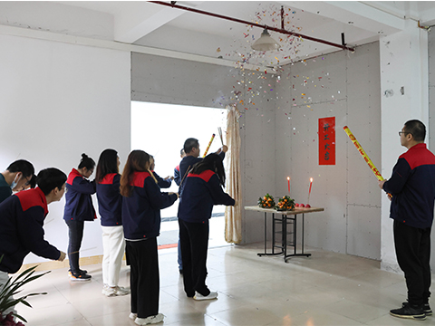 Yeni Ofis-Harika Tadilat Başlangıcı