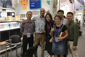 Cooperative customer