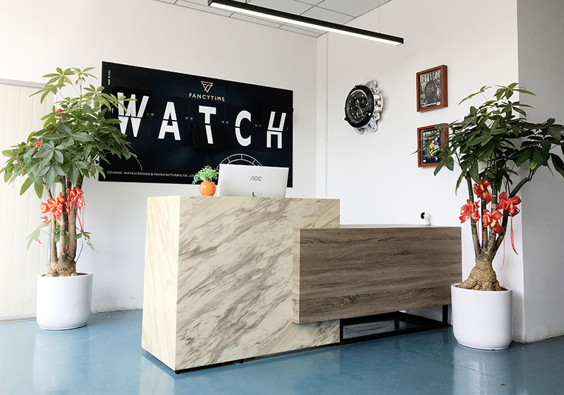Avantages de la montre personnalisée / montre de marque privée de Fancytime
