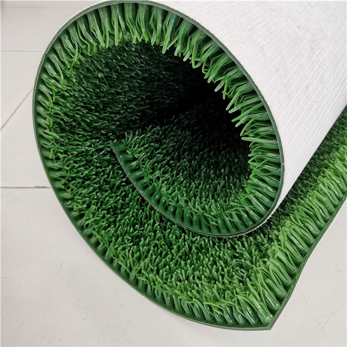 Vinyl Grass Mat