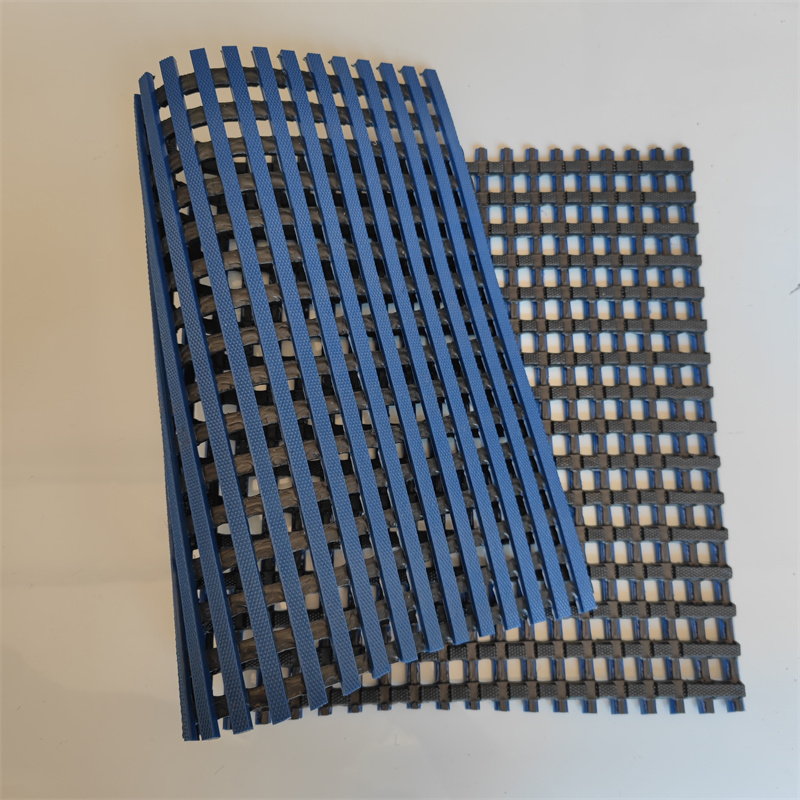 3' X 20' PVC Pool Drainage Mat - Non-Slip Honeycomb Mesh For Outdoor/Indoor Wet Areas